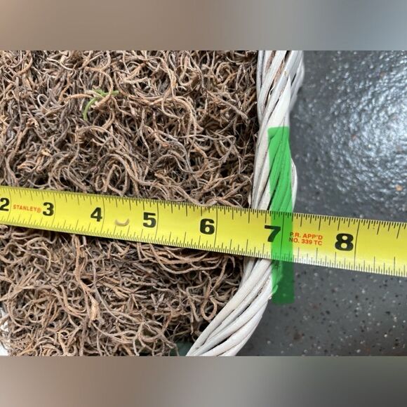 12” Basket! White, Infinity Shape No Handle Prefilled with Moss EPC - Picture 11 of 12